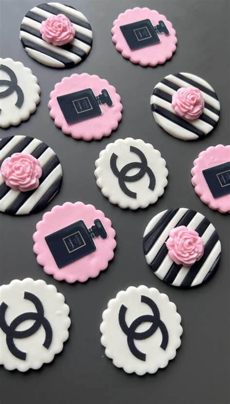 amazon edible coco chanel toppers|Edible Chanel Cupcake Toppers .